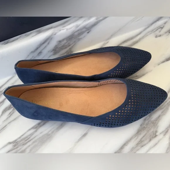 Vionic Posey Flat - Picture 3 of 9